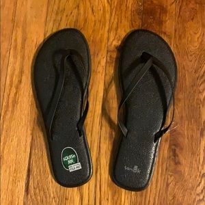 Brand NEW Sanuk Sandals
